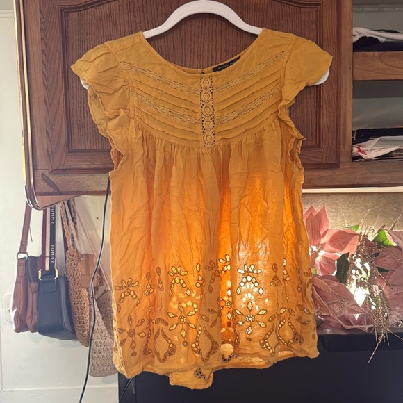 American Eagle Charming Yellow mustard Women top with Embroidered Details size M - Picture 10 of 11